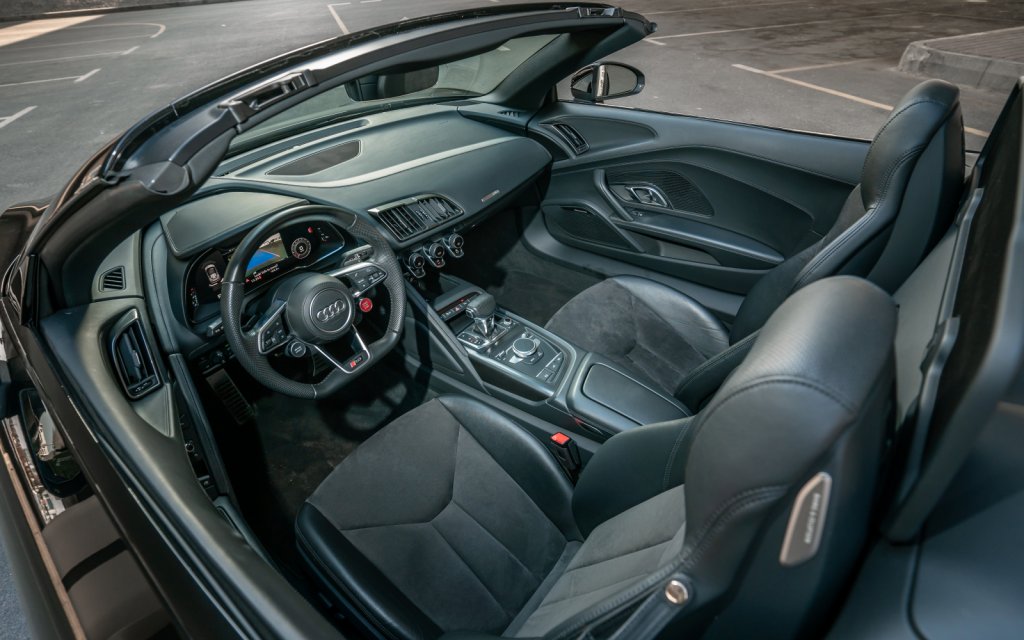 Audi R8 V10 Spyder 2021 Black