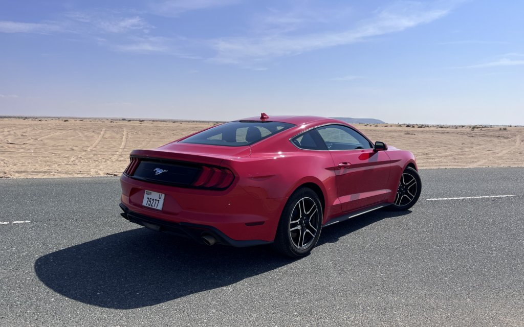 Ford Mustang (Red)